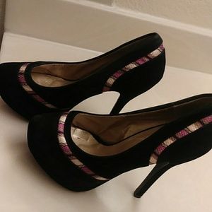 Yoki heels